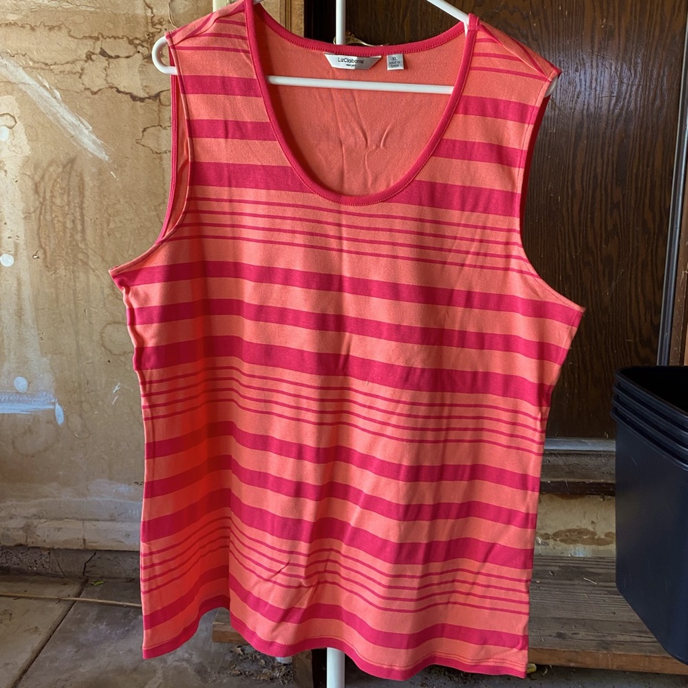 Liz Claiborne size XL women’s sleeveless t-shirt